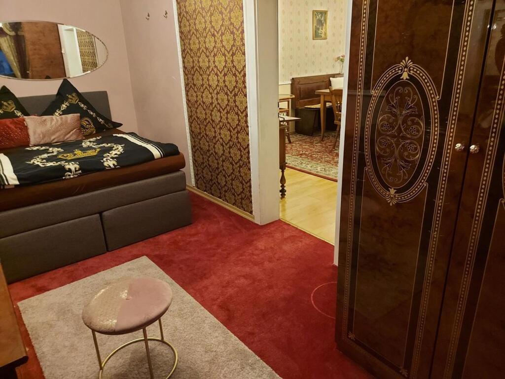 Schloss Weichs Zu Regensburg Mit 2Schlafzimmer Parkplatz Internet 75Qm Zentrum Buitenkant foto
