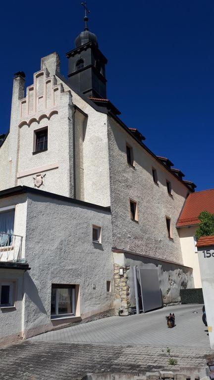 Schloss Weichs Zu Regensburg Mit 2Schlafzimmer Parkplatz Internet 75Qm Zentrum Buitenkant foto
